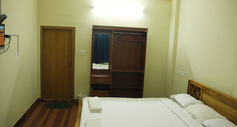 Hotel Maharaja Deluxe, Kolhapur 5